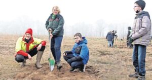 Aktion Schulwald – Schüler*innen pflanzen 6200 Bäume – RTL Nord, Marktspiegel, HAZ und Burgwedel Aktuell